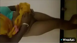 Viral Village Kashmiri Aunty